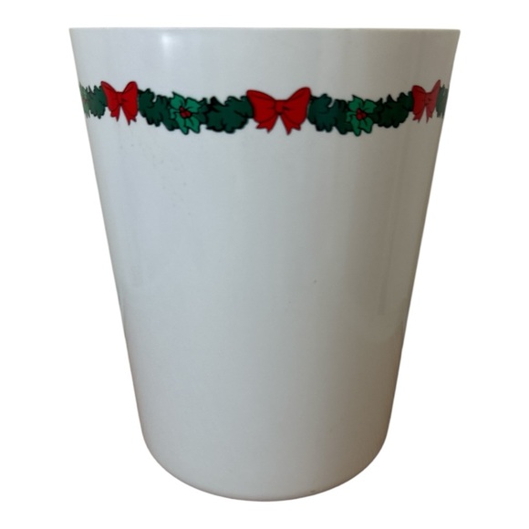 Vintage Walt Disney Mickey Minnie Wreath Garland Christmas Plastic Trash Can - Picture 3 of 5